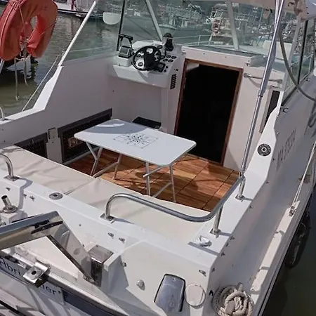Nuit Insolite Sur Un Bateau Au Coeur De Bordeaux Exterior photo